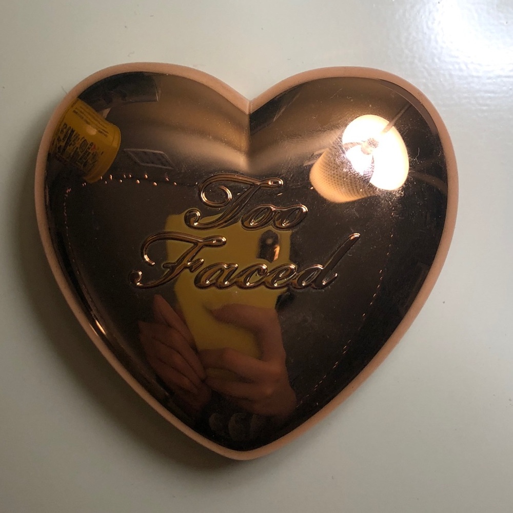 too faced highlighter